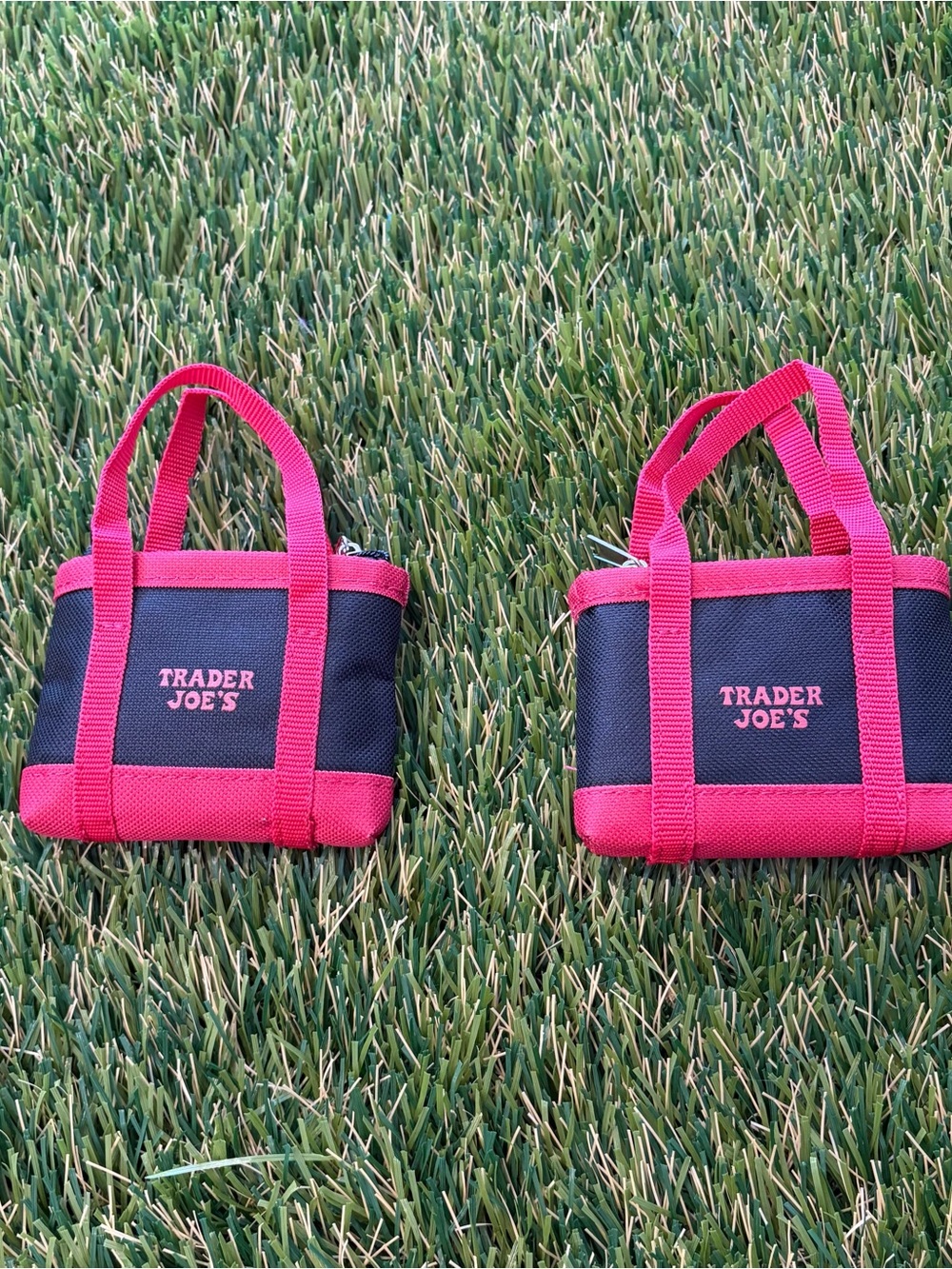 Trader Joes Black Red Micro
Tote With Grocery Bag 2 In 1 Mini Limited Edition